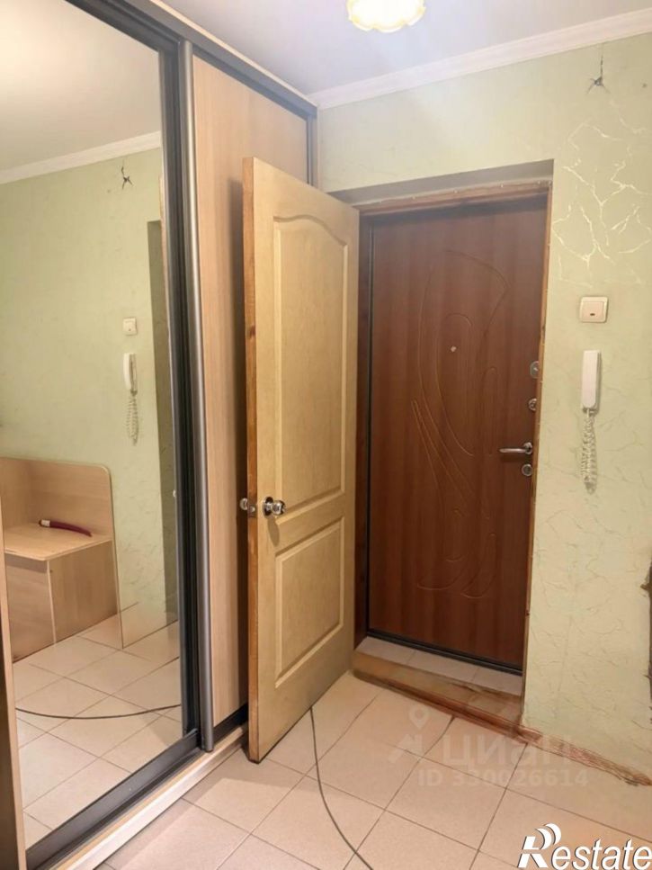 2-комн квартира пр-кт Строителей, 9,  д. 9