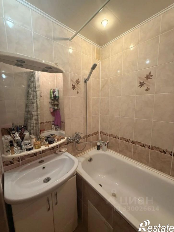 2-комн квартира пр-кт Строителей, 9,  д. 9