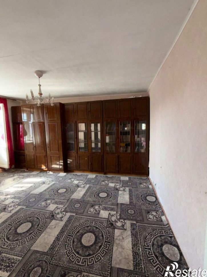 2-комн квартира улица Дзержинского, 8,  д. 8