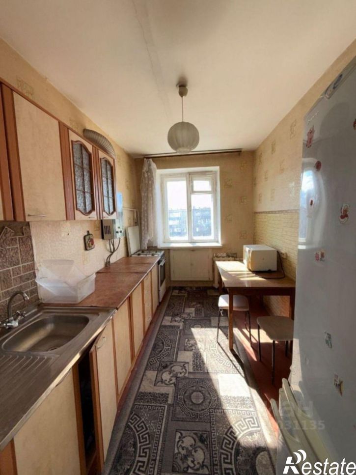 2-комн квартира улица Дзержинского, 8,  д. 8