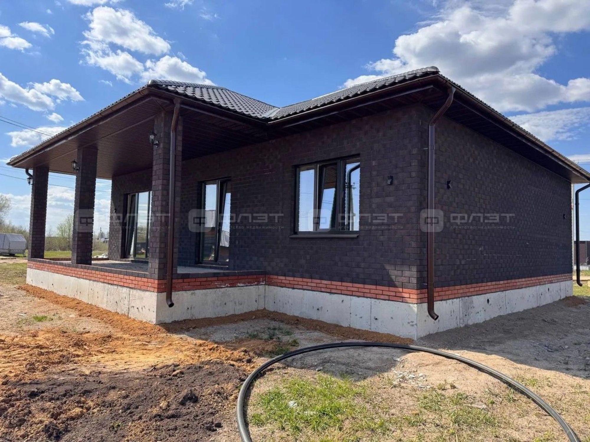 Купить дачу, дом, коттедж за 9 300 000 рублей на ул. Заречная