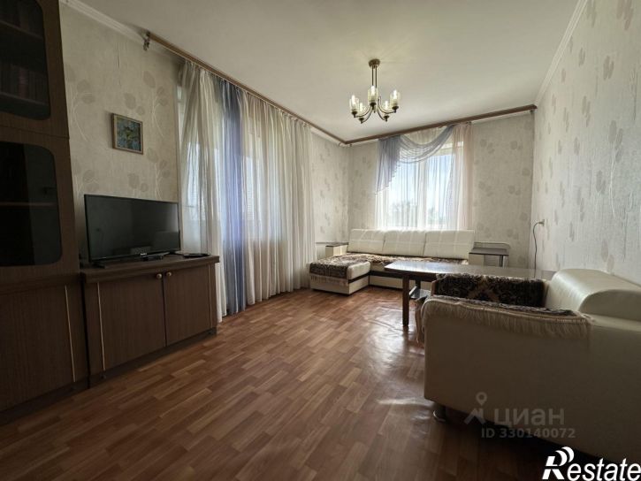 2-комн квартира улица Адоратского, 45,  д. 45