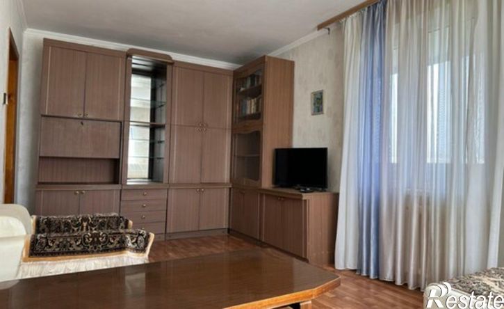 2-комн квартира улица Адоратского, 45,  д. 45