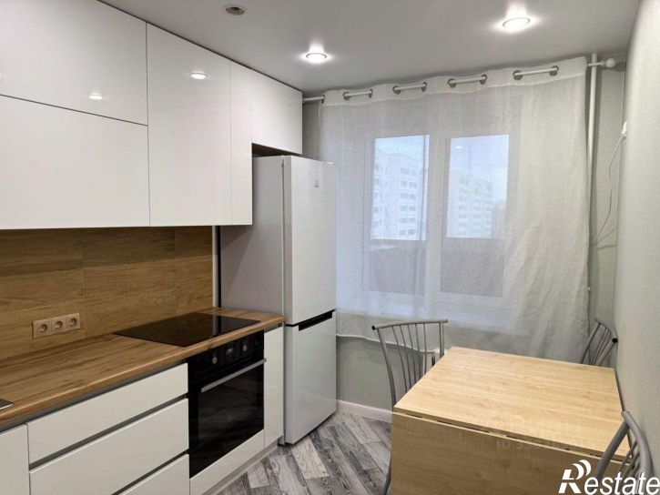 3-комн квартира Горки-1 м-н, улица Хусаина Мавлютова, 17Б