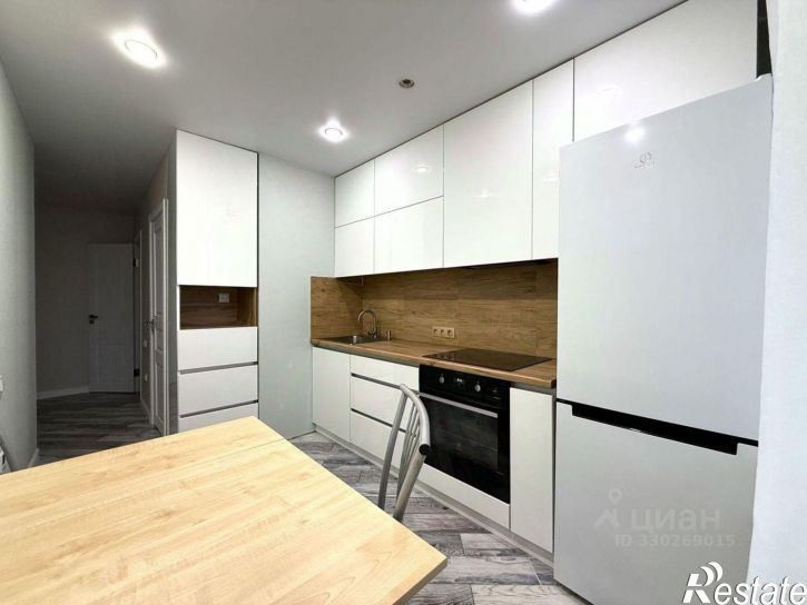 3-комн квартира Горки-1 м-н, улица Хусаина Мавлютова, 17Б