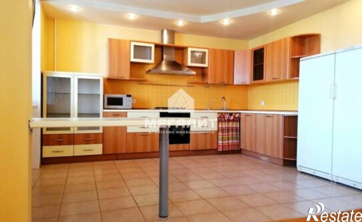 4-комн квартира Республика Татарстан (Татарстан), Казань, улица Космонавтов, 41