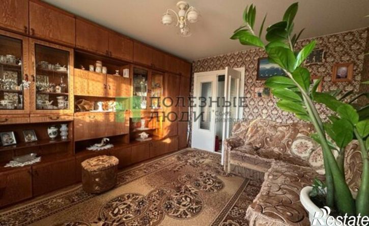 3-комн квартира ул Комарова, 12,  д. 12