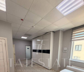 офис 90 кв м, этаж 3/3 улица Габдуллы Кариева, 3А