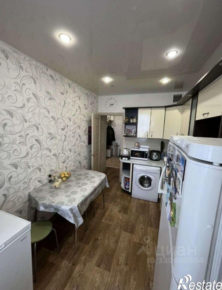 2-комн квартира улица Раскольникова,дом 44