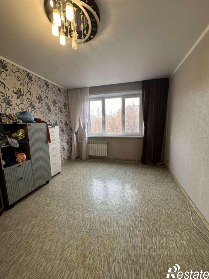 3-комн квартира улица им Комарова,дом 36