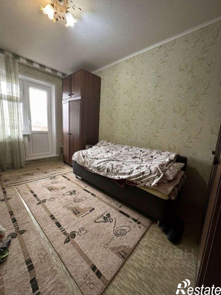 3-комн квартира улица им Комарова,дом 36
