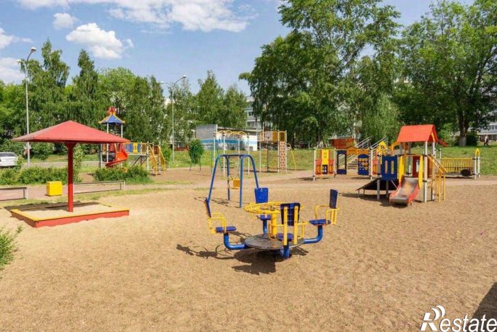 Комната проспект Сююмбике,дом 105
