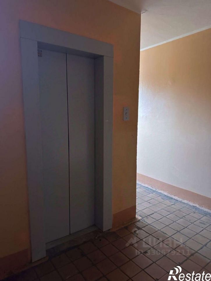 3-комн квартира улица им Комарова,дом 36