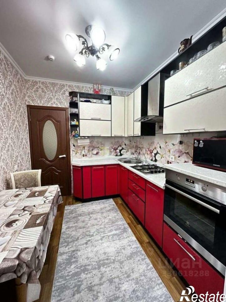 3-комн квартира улица Профсоюзная,дом 45
