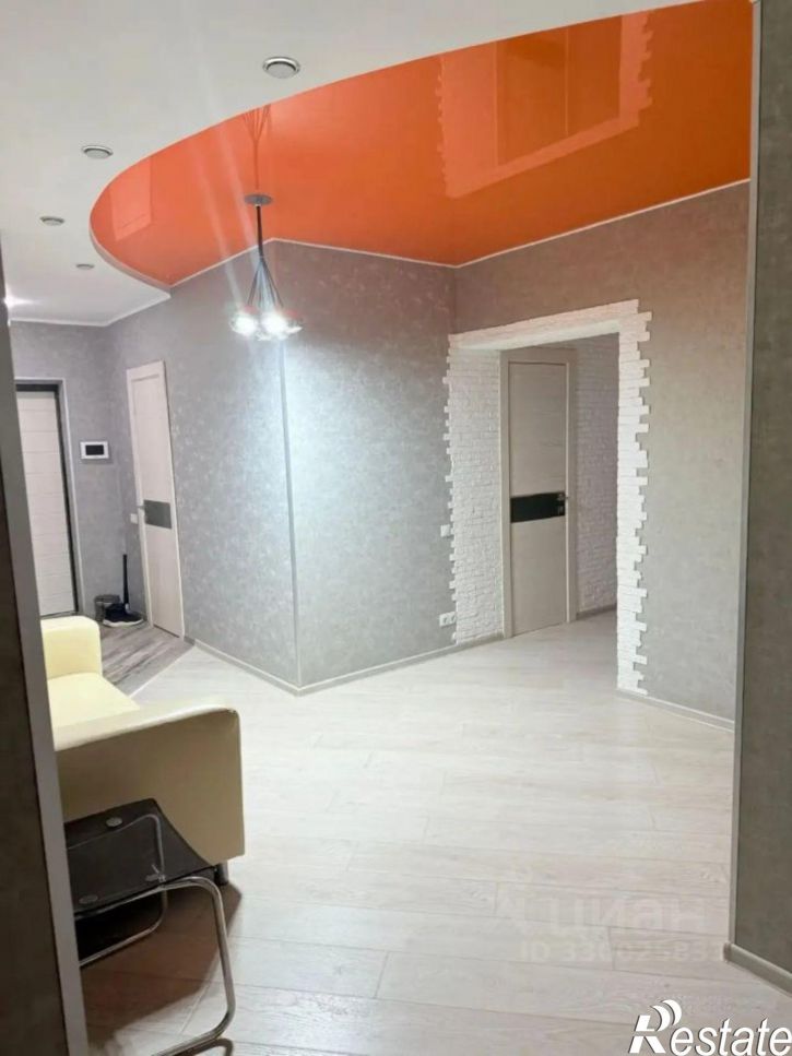 3-комн квартира ул Космонавтов, 15,  д. 15