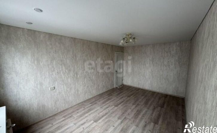 3-комн квартира Республика Татарстан (Татарстан), Набережные Челны, улица Шамиля Усманова, 61