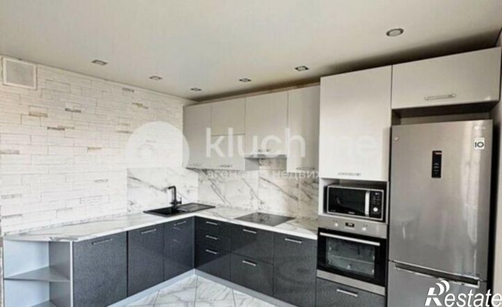 3-комн квартира Республика Татарстан (Татарстан), Казань, улица Александра Курынова, 6к1
