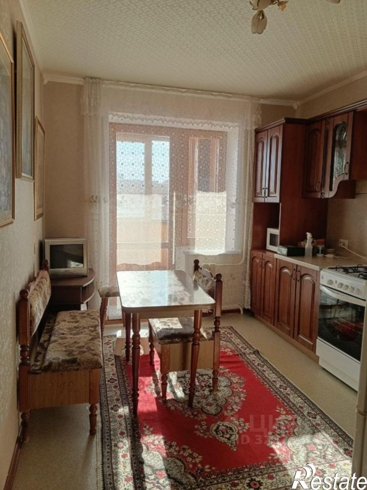 2-комн квартира пр-кт Строителей, 10,  д. 10