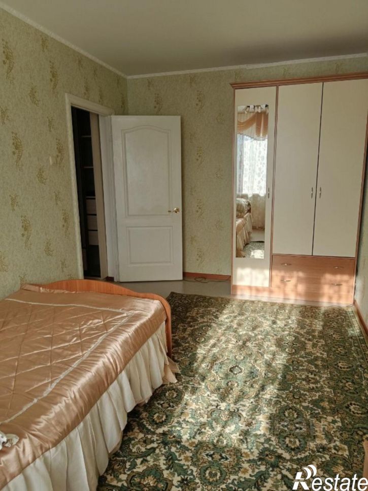 2-комн квартира пр-кт Строителей, 10,  д. 10