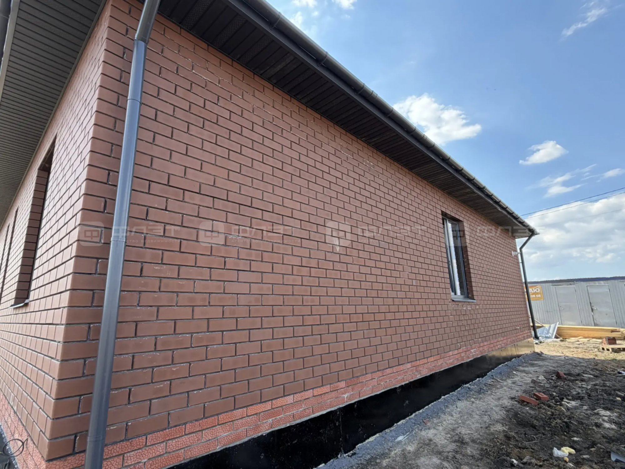 Купить дачу, дом, коттедж за 9 100 000 рублей на ул. Мировая, дом 8