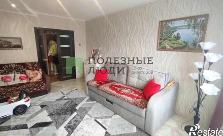 3-комн квартира ул Комарова, 11,  д. 11