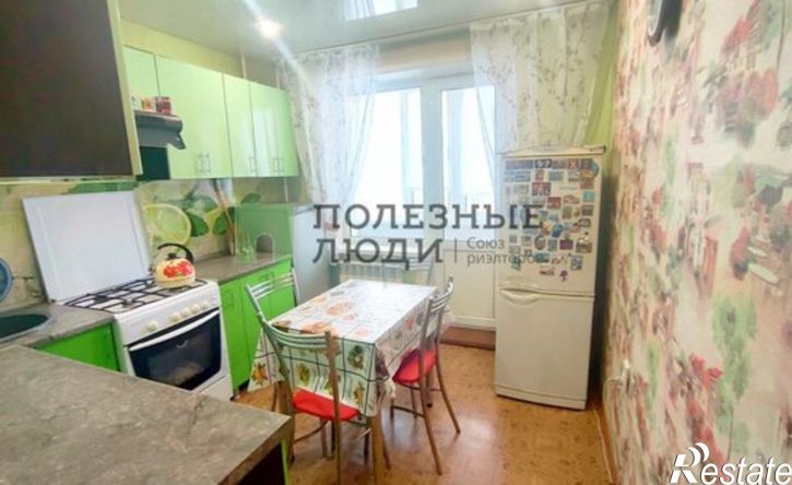 3-комн квартира ул Комарова, 11,  д. 11