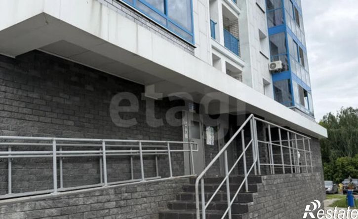3-комн квартира проспект Нефтяников, 68,  д. 68