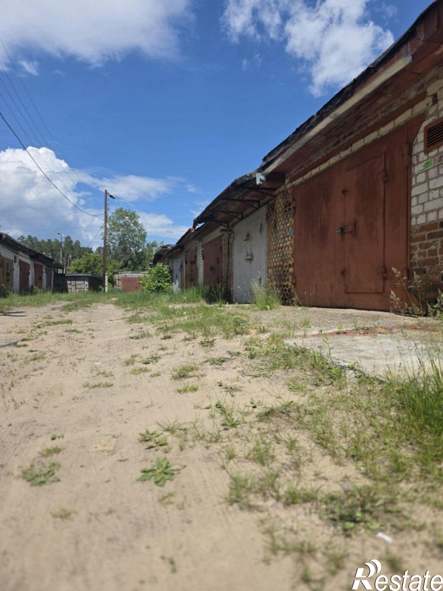 Купить гараж, место в паркинге за 780 000 рублей
