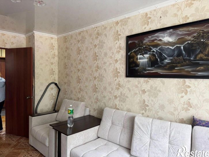 2-комн квартира пр-кт Строителей, 27,  д. 27