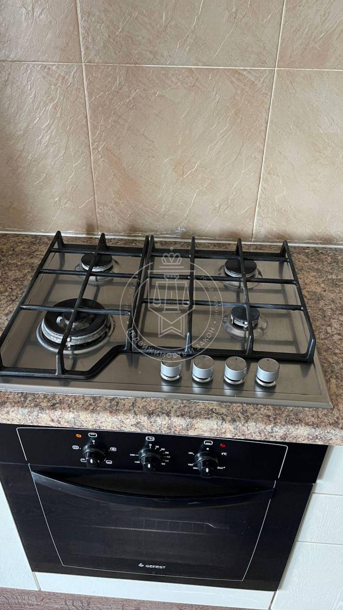 Купить дачу, дом, коттедж за 15 500 000 рублей на Поперечная ул, 14А