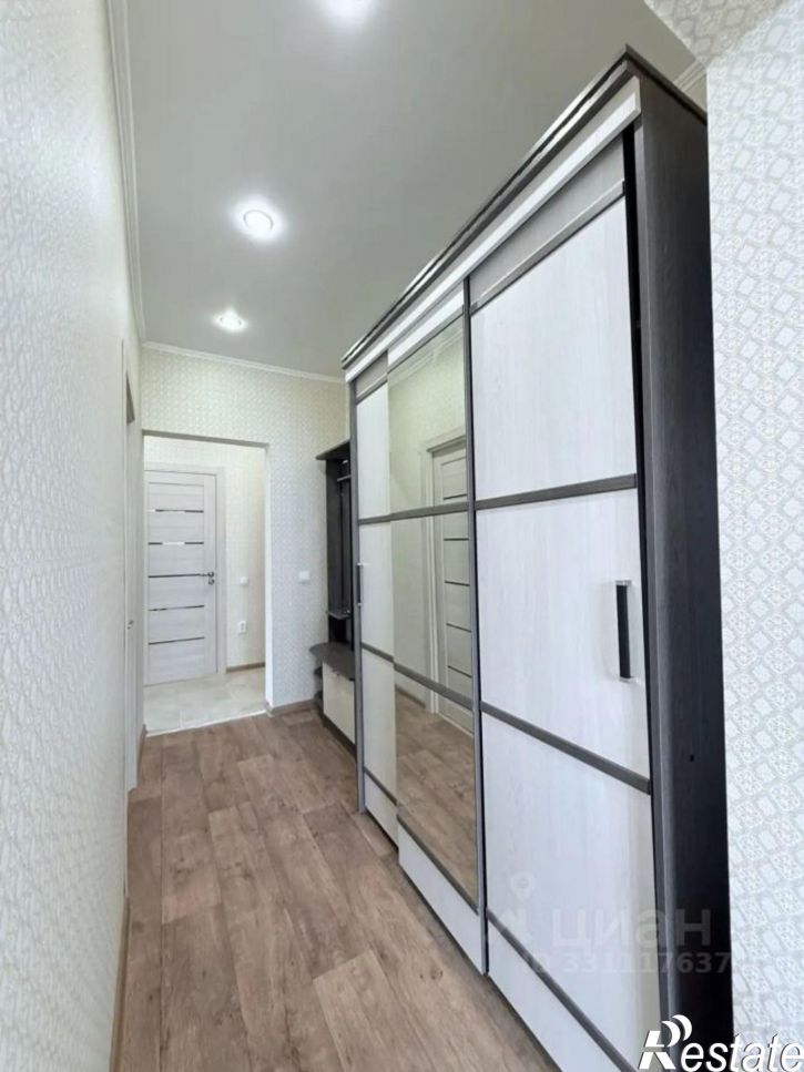 2-комн квартира пр-кт Строителей, 32Б,  д. 32Б