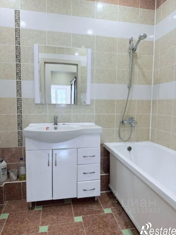 2-комн квартира пр-кт Строителей, 32Б,  д. 32Б