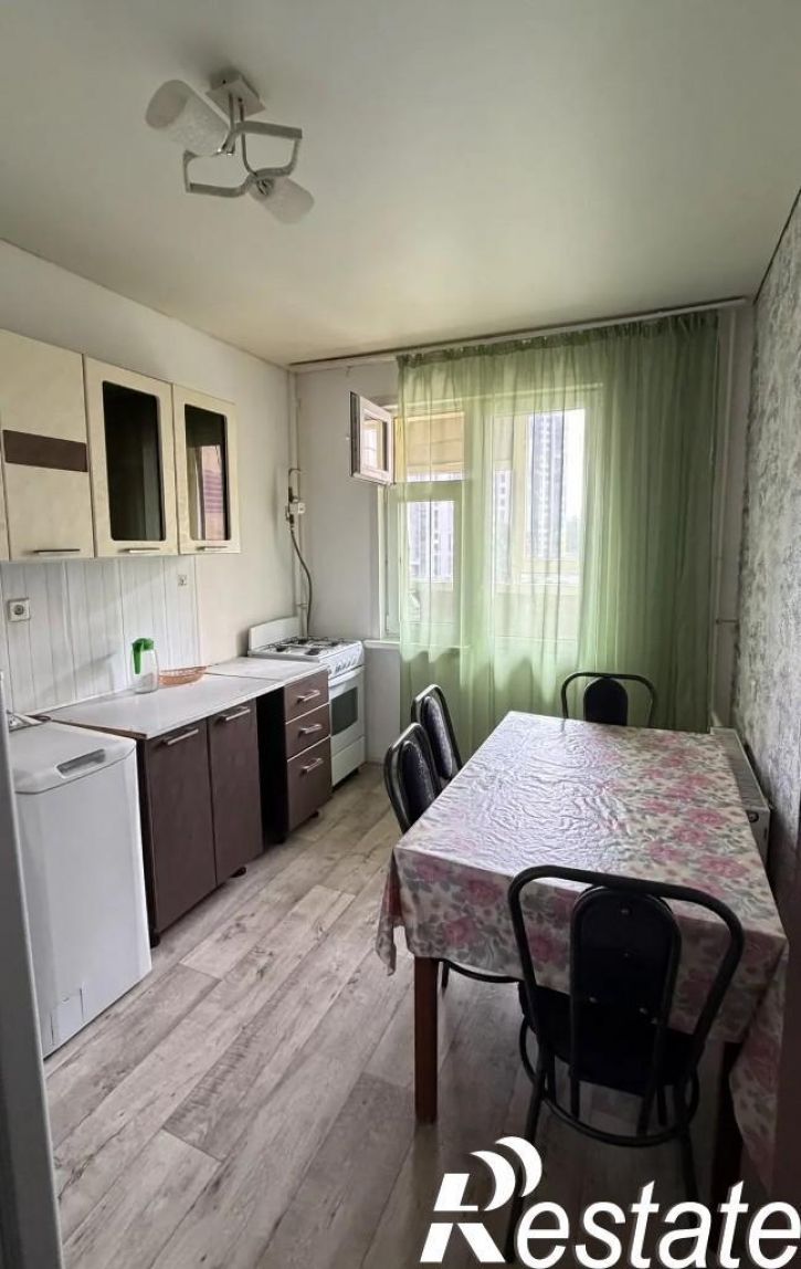 1-комн квартира проспект Строителей, 20а