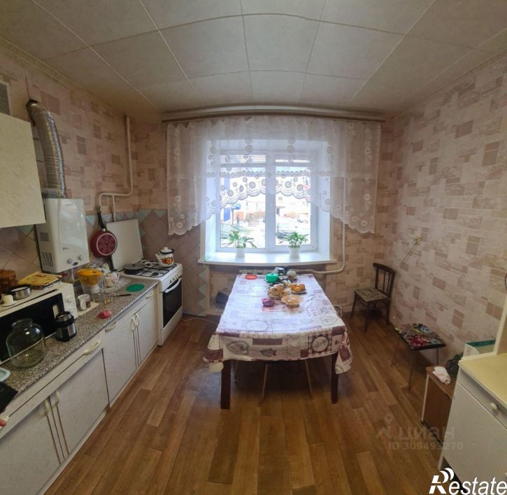 4-комн квартира улица Бутлерова, 127,  д. 127