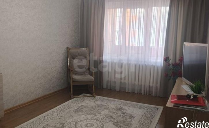 3-комн квартира улица Калинина, 64,  д. 64