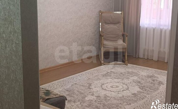 3-комн квартира улица Калинина, 64,  д. 64