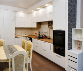 2-комн, 69кв м, этаж 2/5 улица Генерала Ерина, 13 к2