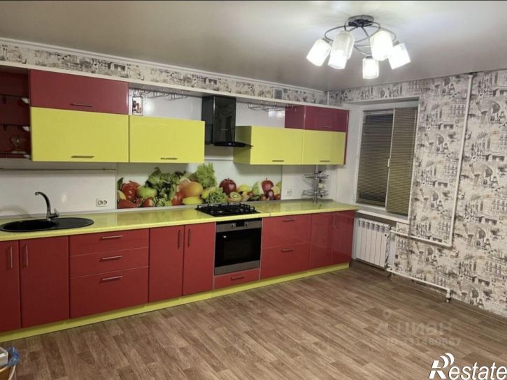 4-комн квартира проспект Победы, 1-23,  д. 1-23