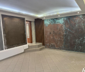 офис 81 кв м, этаж 1/7 улица Мулланура Вахитова, 8