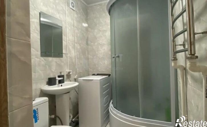 2-комн квартира ул Изыскателей, 1/2,  д. 1/2