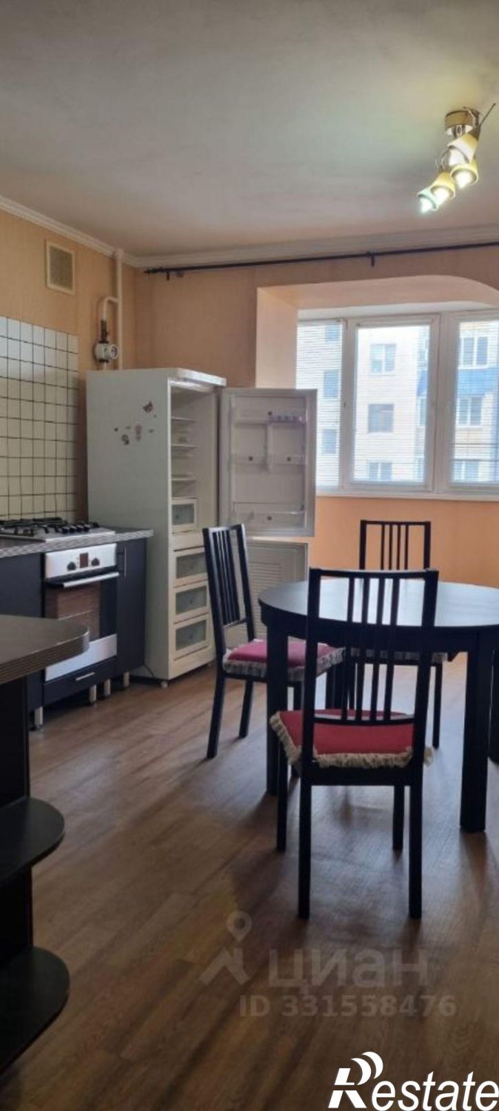 1-комн квартира улица Комарова, 14Б к2,  д. 14Б к2