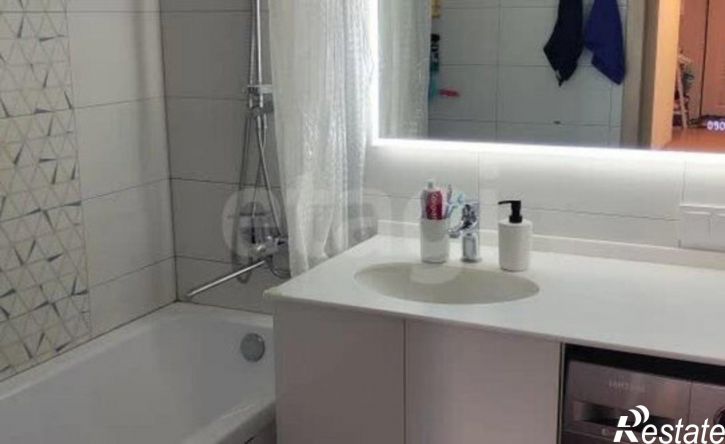 3-комн квартира улица Рината Галеева, 8,  д. 8