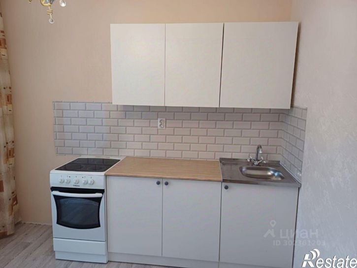 1-комн квартира улица Комарова, 45А,  д. 45А