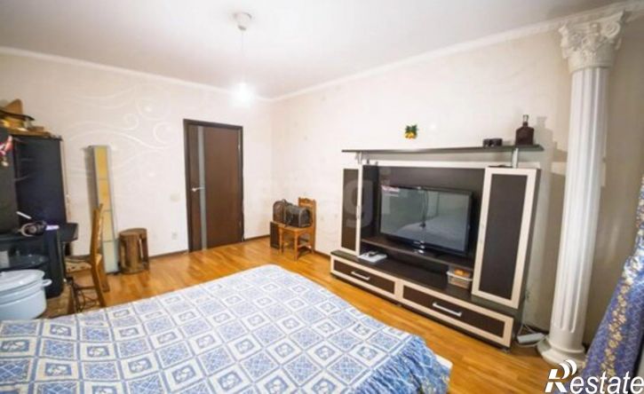 4-комн квартира Республика Татарстан (Татарстан), Альметьевск, улица Пушкина, 56