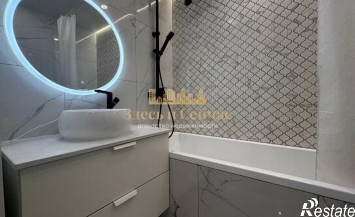 3-комн квартира Республика Татарстан (Татарстан), Казань, улица Хусаина Мавлютова, 8/20
