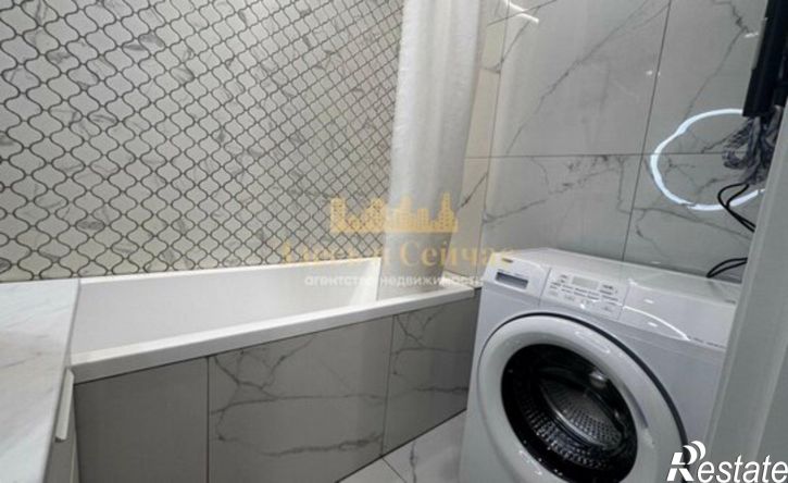 3-комн квартира Республика Татарстан (Татарстан), Казань, улица Хусаина Мавлютова, 8/20