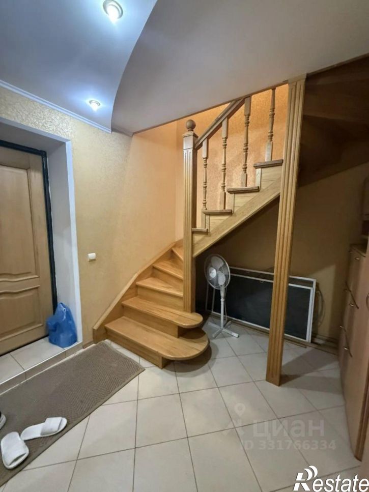 6-комн квартира Казань, улица Заря, 6