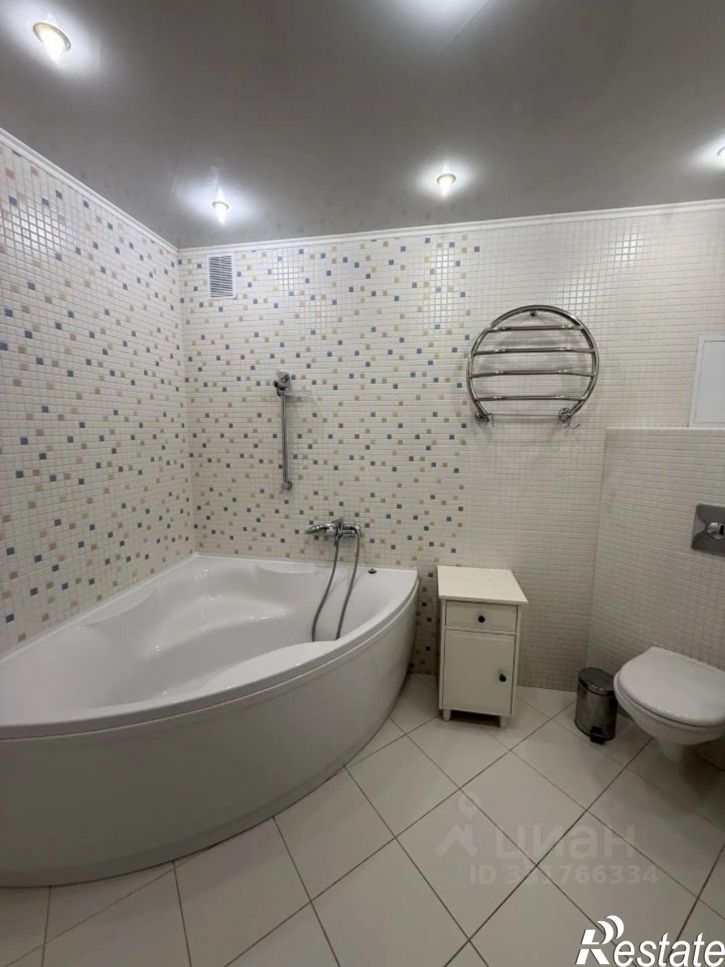 6-комн квартира Казань, улица Заря, 6