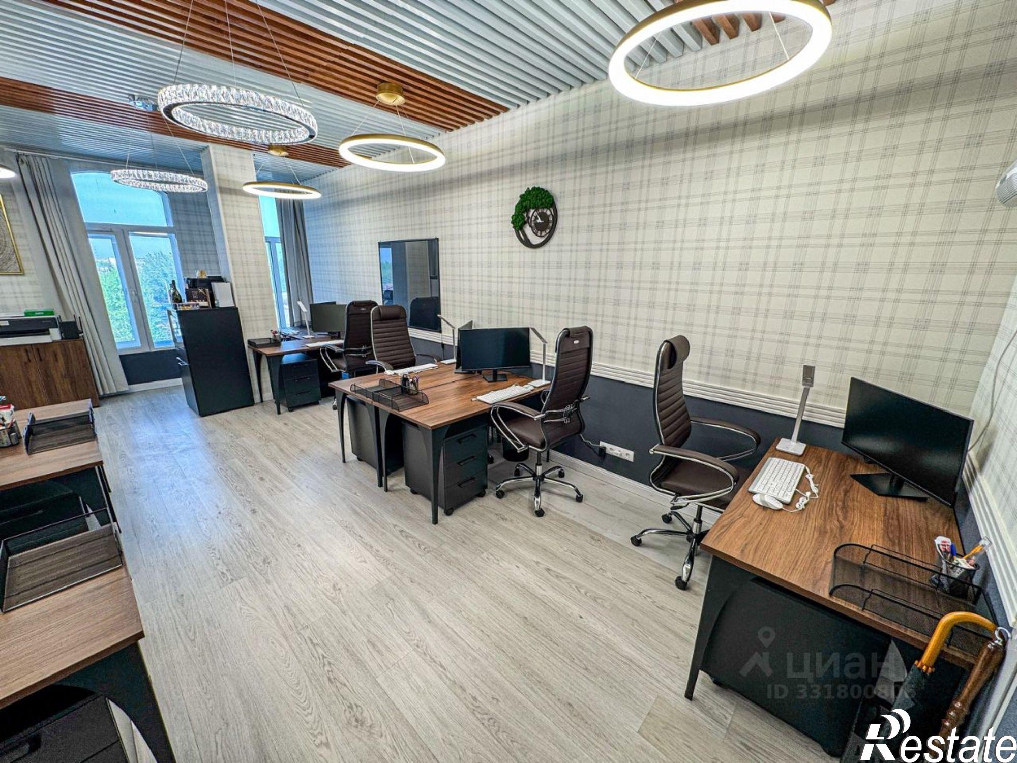Сдать офис, помещение под офис за 166 658 рублей на Казань