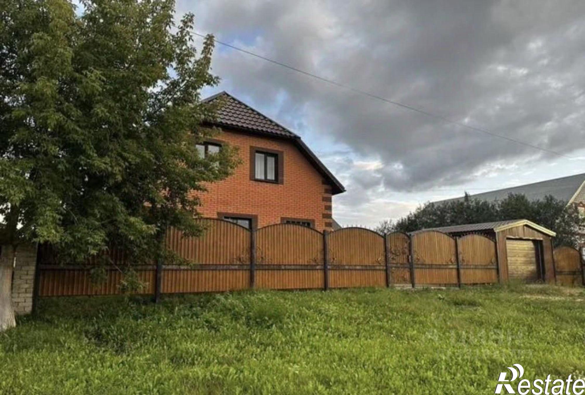 Купить дачу, дом, коттедж за 10 900 000 рублей на Арск, Новая улица